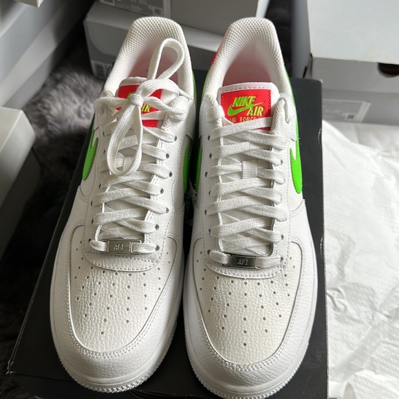 WMNS AIR FORCE 1 ‘07 - Picture 2 of 3